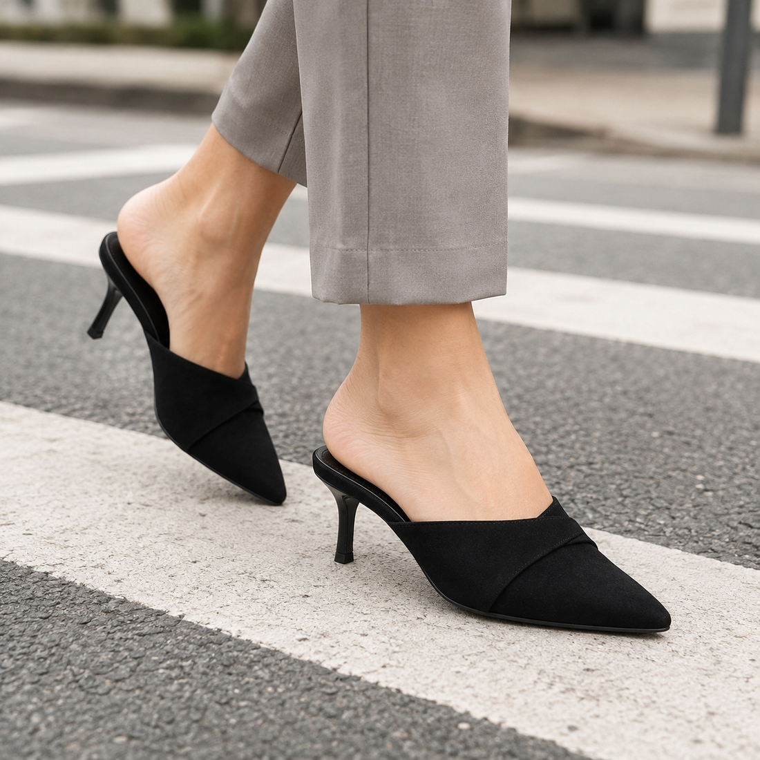 Ruggeri Pointed Mules - Black