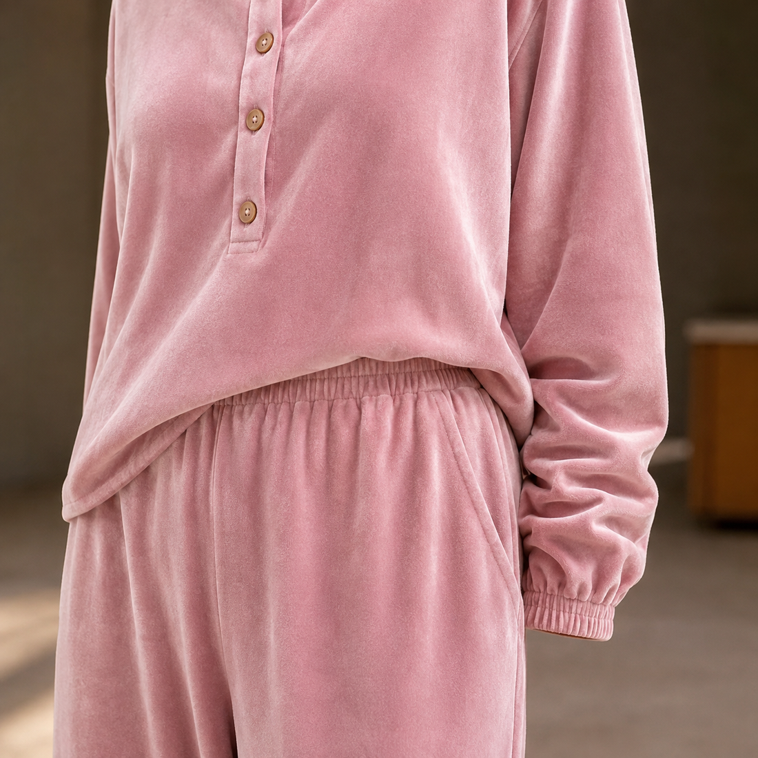 Antonia-Louise Relaxed Set - Lead Product Detail