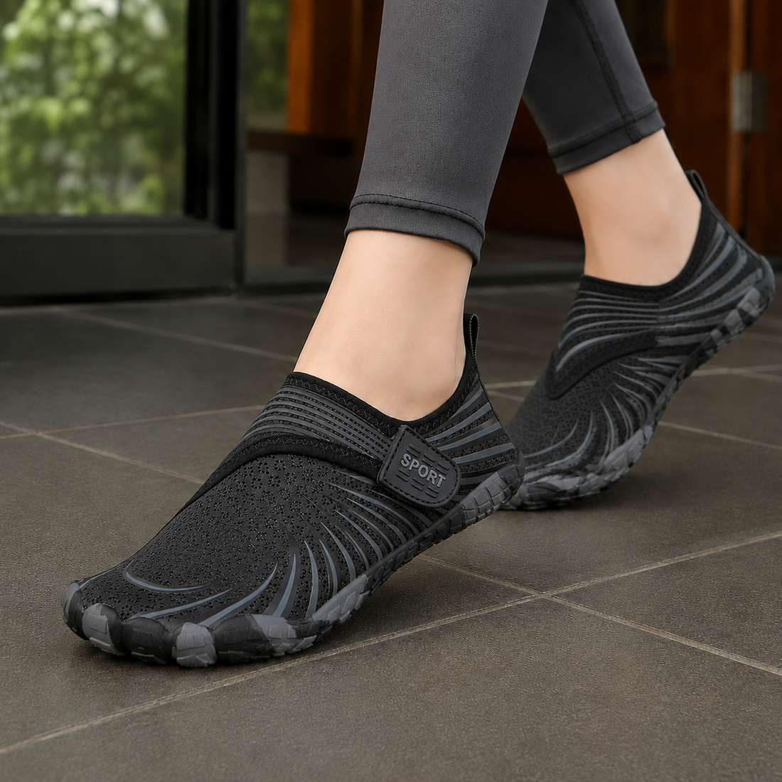 Casale Five-Toe Aqua Shoes - Black Gray