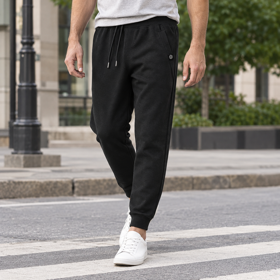 Chandler Tapered Joggers - Bundle Foot Black