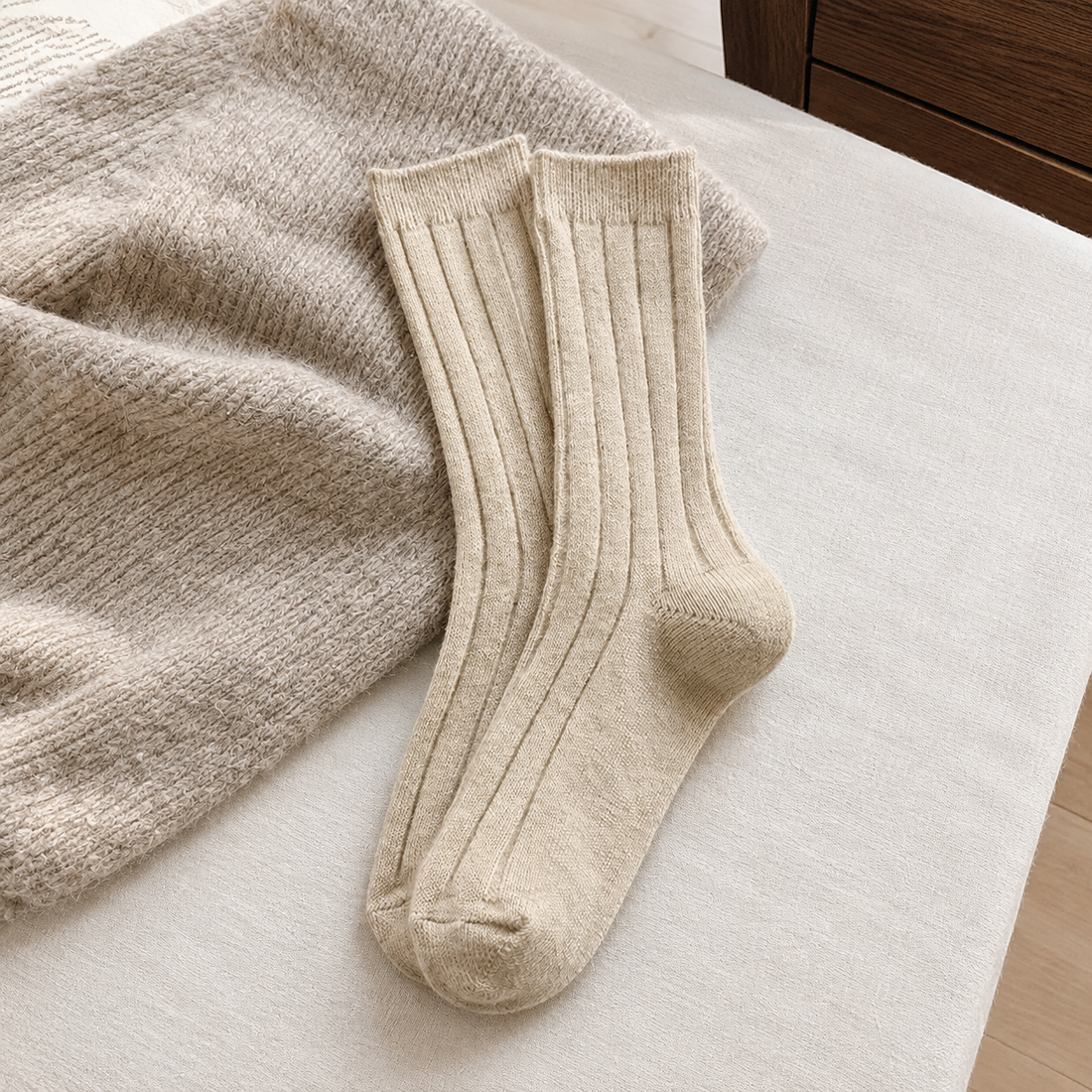 Alina-Marie Ribbed Cashmere Socks - Khaki