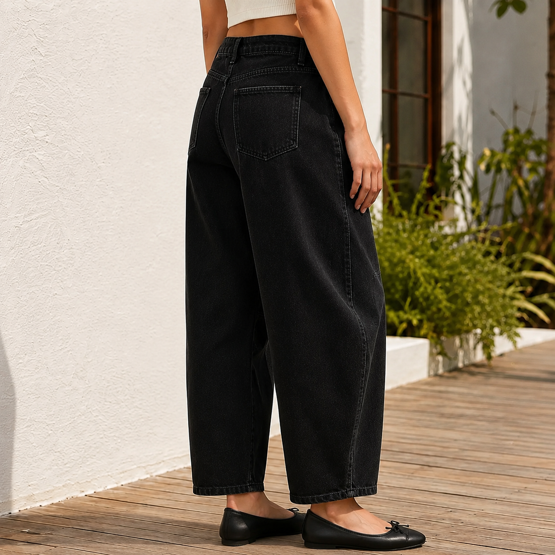 Ilaria Barrel Jeans - Lead Alternate View