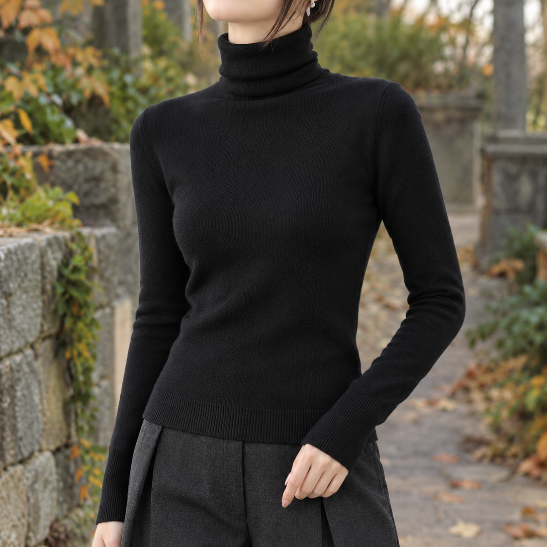 Giselle-Rae Turtleneck Sweater - Black