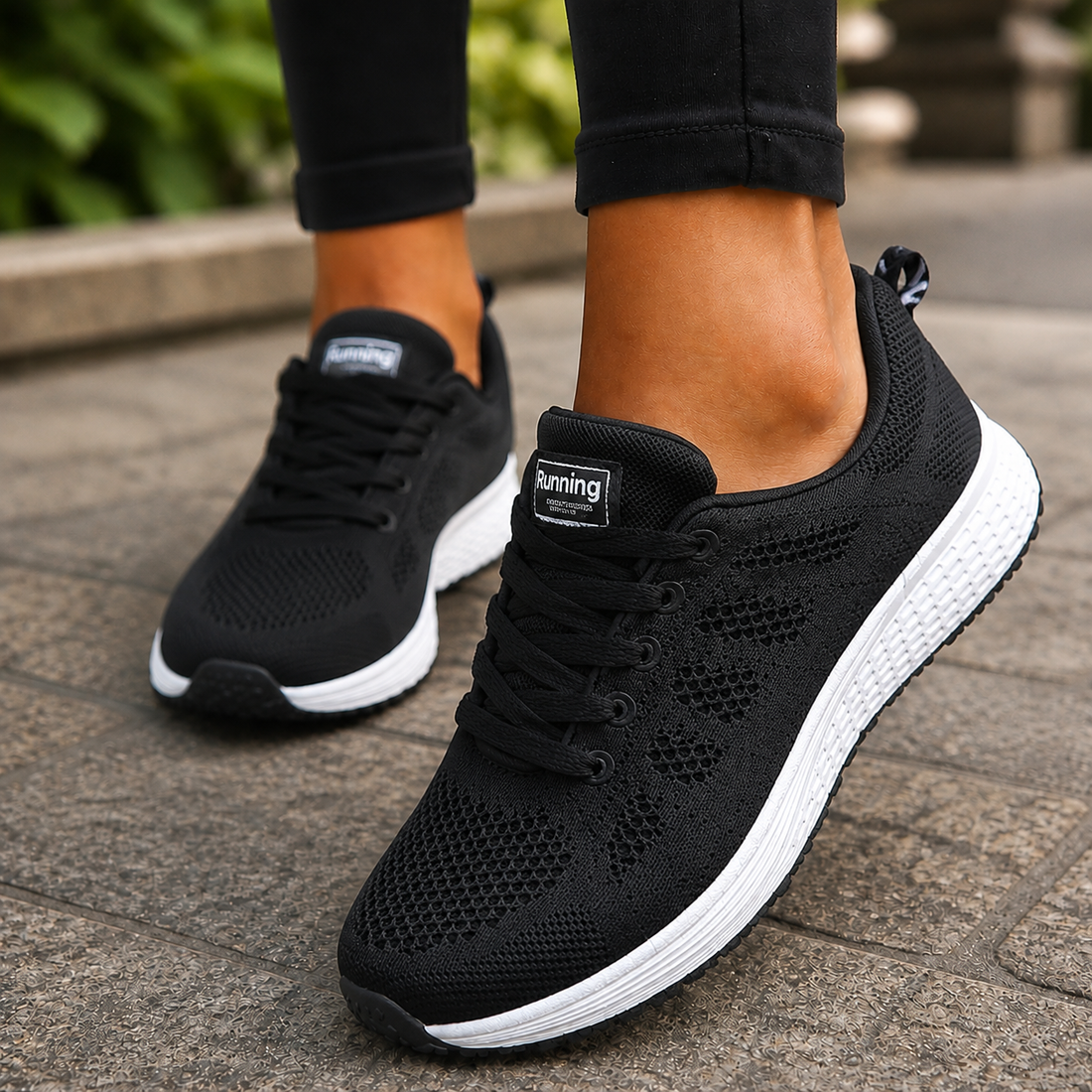 Veralli Orthopedic Sneakers - Black