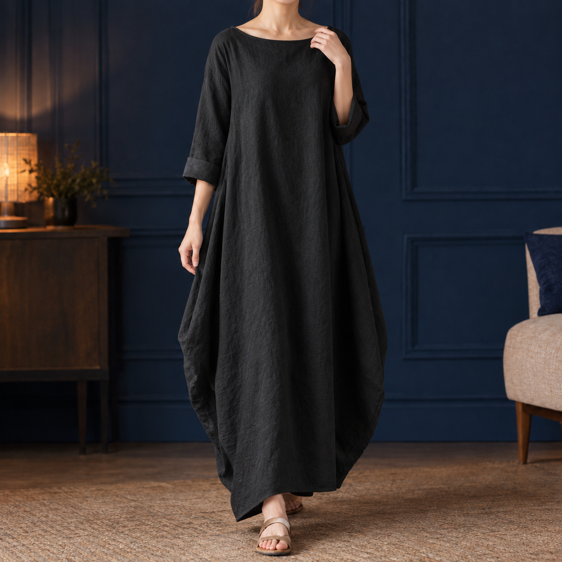 Audrina Cocoon Maxi Dress - Black