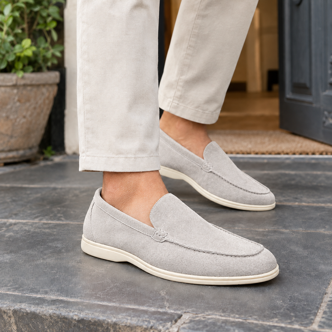Foligno Suede Loafers - Light Gray