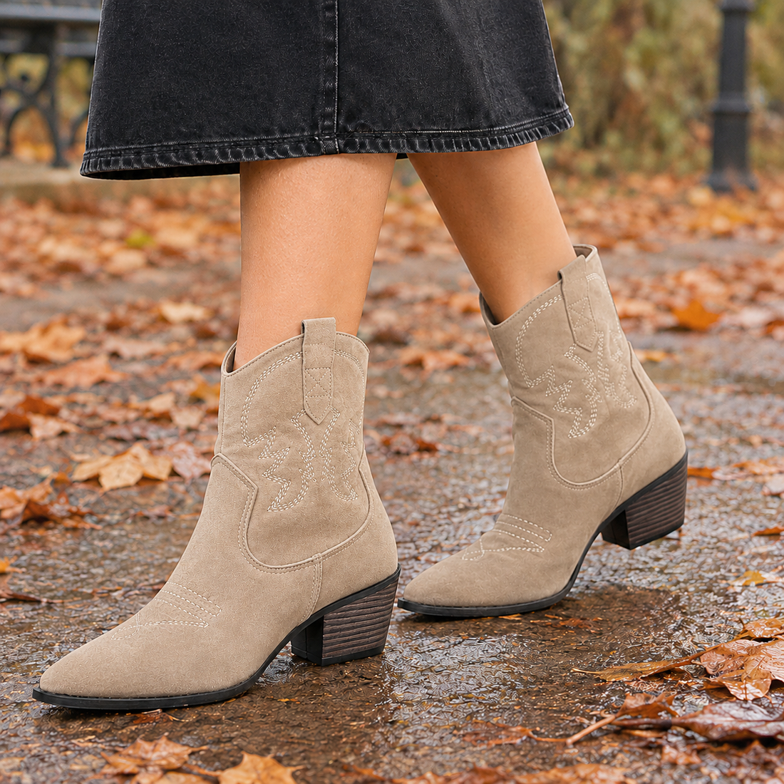Ardenti Western Ankle Boots - Apricot