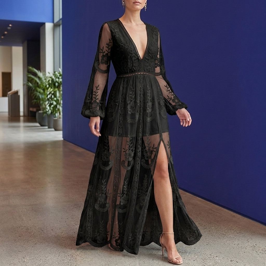 Willa Lace Maxi Dress - Black