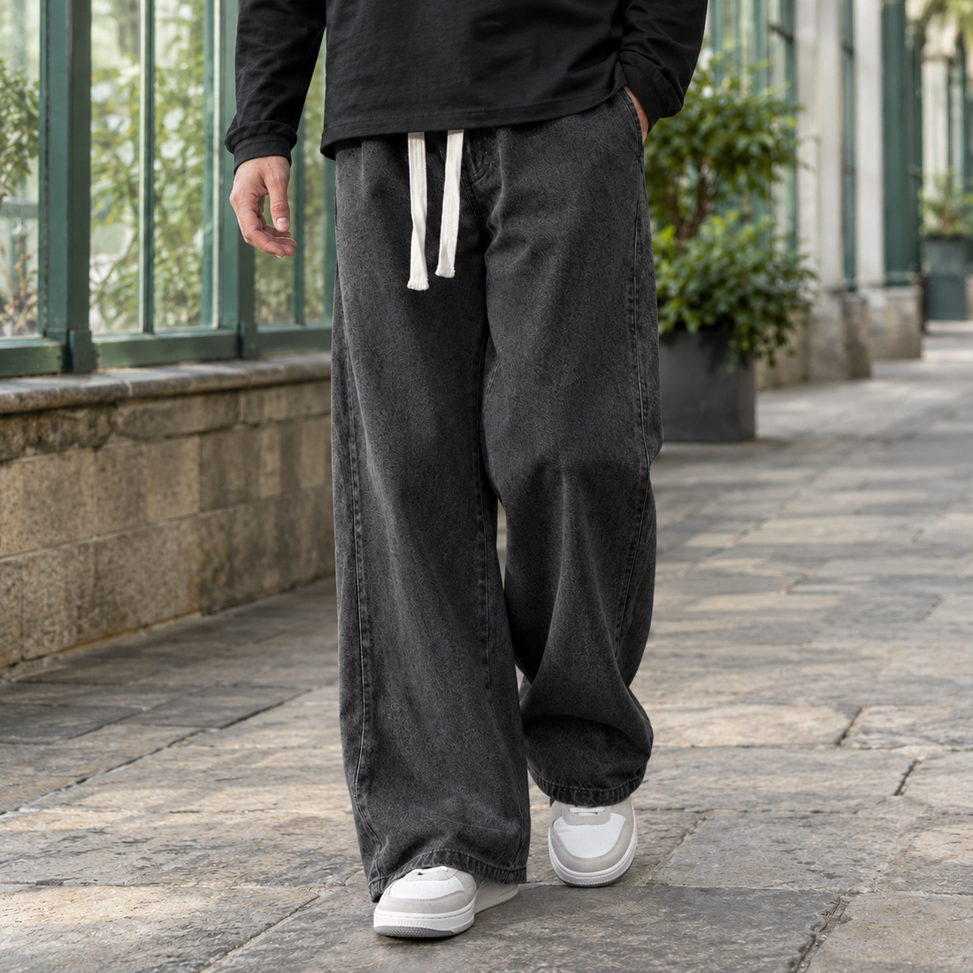 Solomon-Flynn Wide Leg Jeans - Black