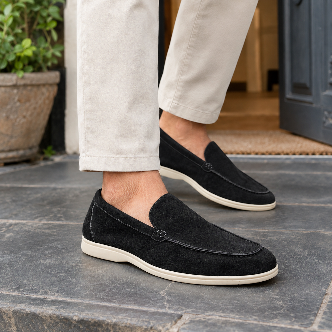 Foligno Suede Loafers - Black